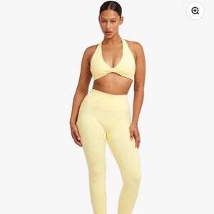 Chic Yellow Halter Medium Bra and XS Leggings Set